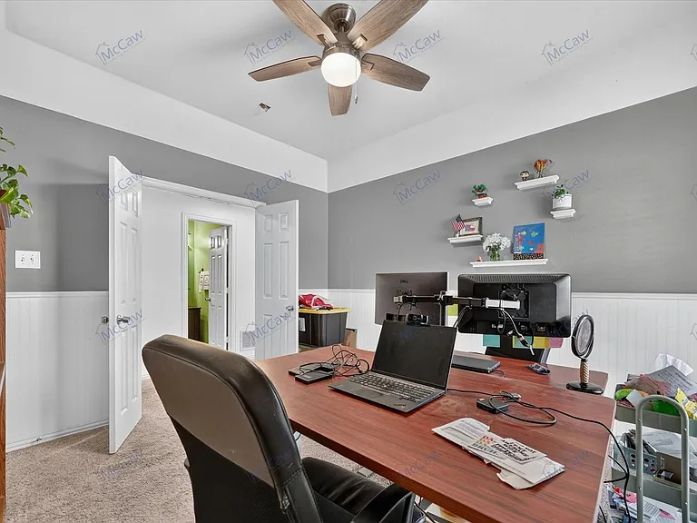 2061 Le Mans Dr — Photo 16