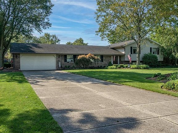 3rd image of 1140 Stillcreek Dr