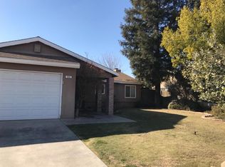 2545 N Milburn Ave, Fresno, CA