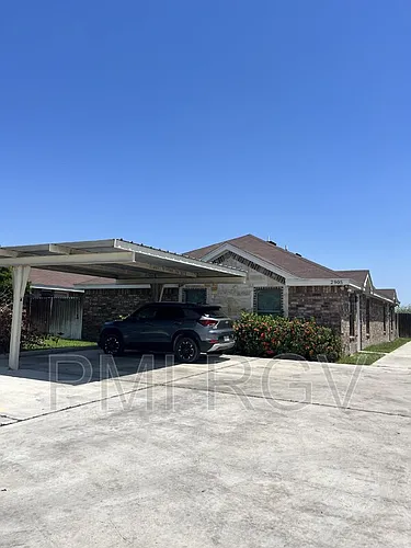 2913 Linda Vista St #UNITC Photo 1