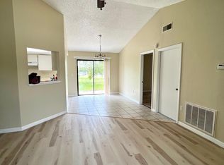 5571 Mariner Blvd, Spring Hill, FL 34609