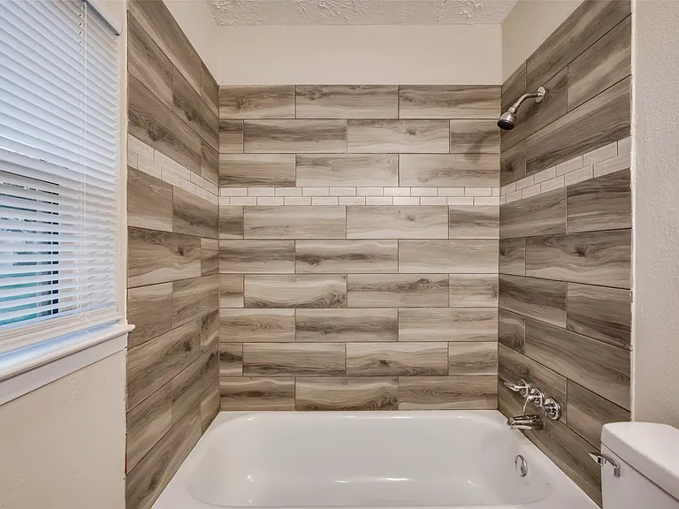 30 W Mountain Creek Dr — Photo 24
