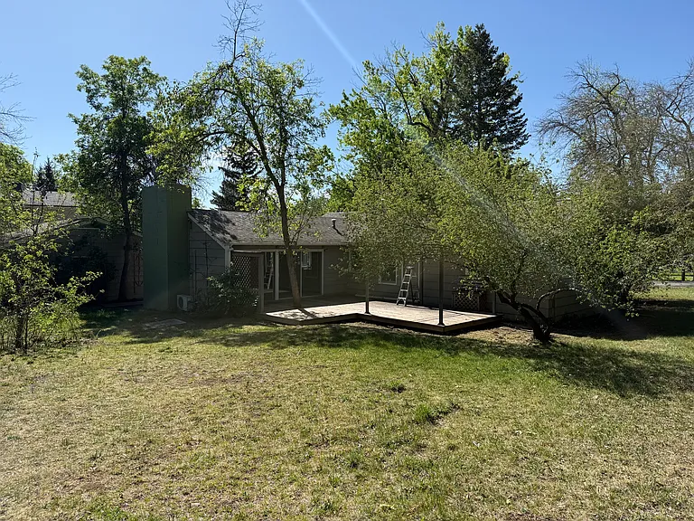 855 Kalmia Ave — Photo 8