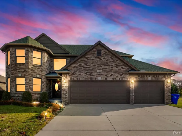 33294 Nicola Dr, Fraser, MI 48026