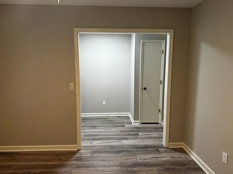 112 Thornbird Dr — Photo 4