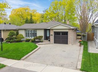 2301 Devon Rd, Oakville, ON L6J 5R2