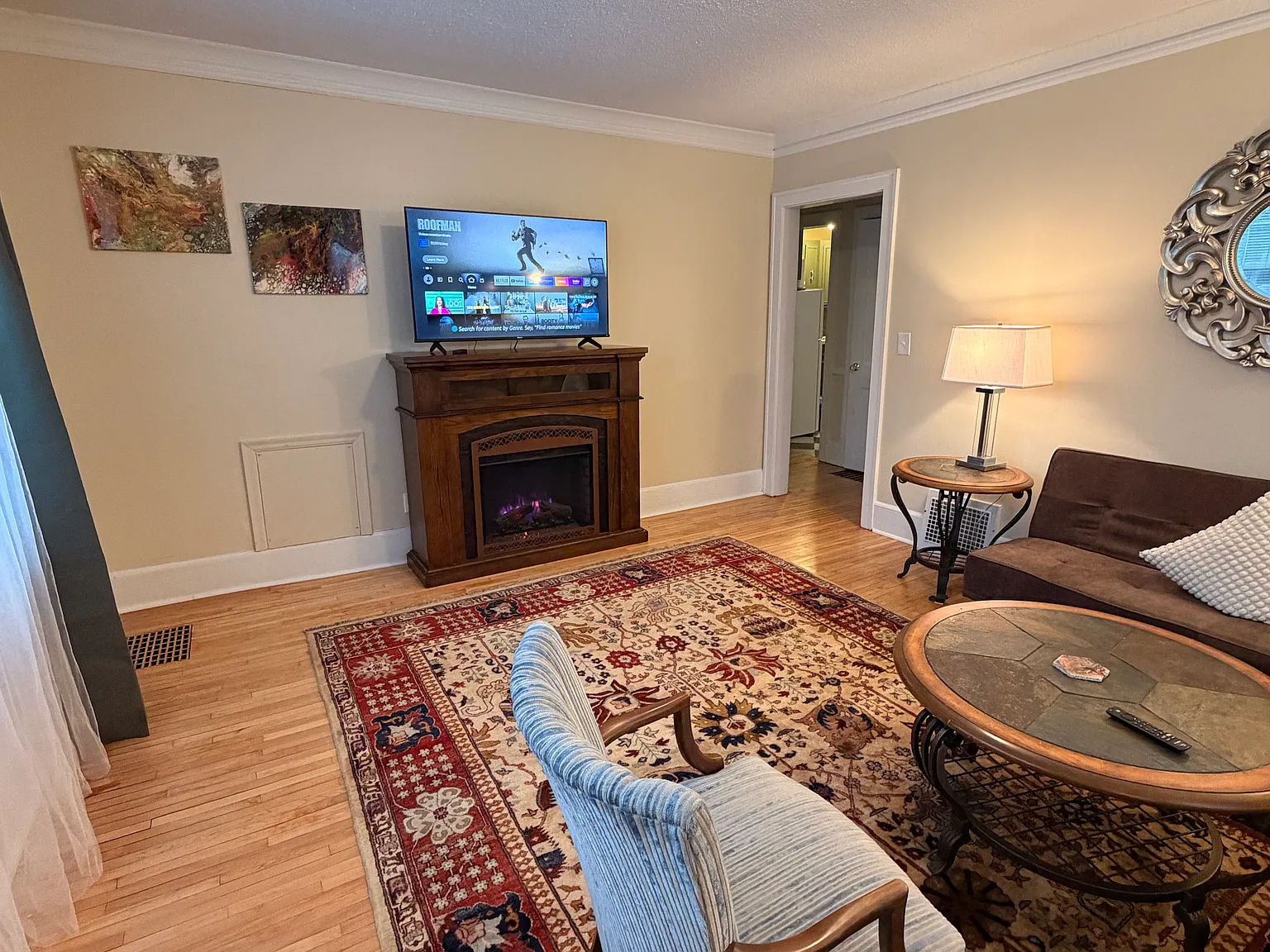 1 bed, 800 sqft, $1,600 — Photo 3