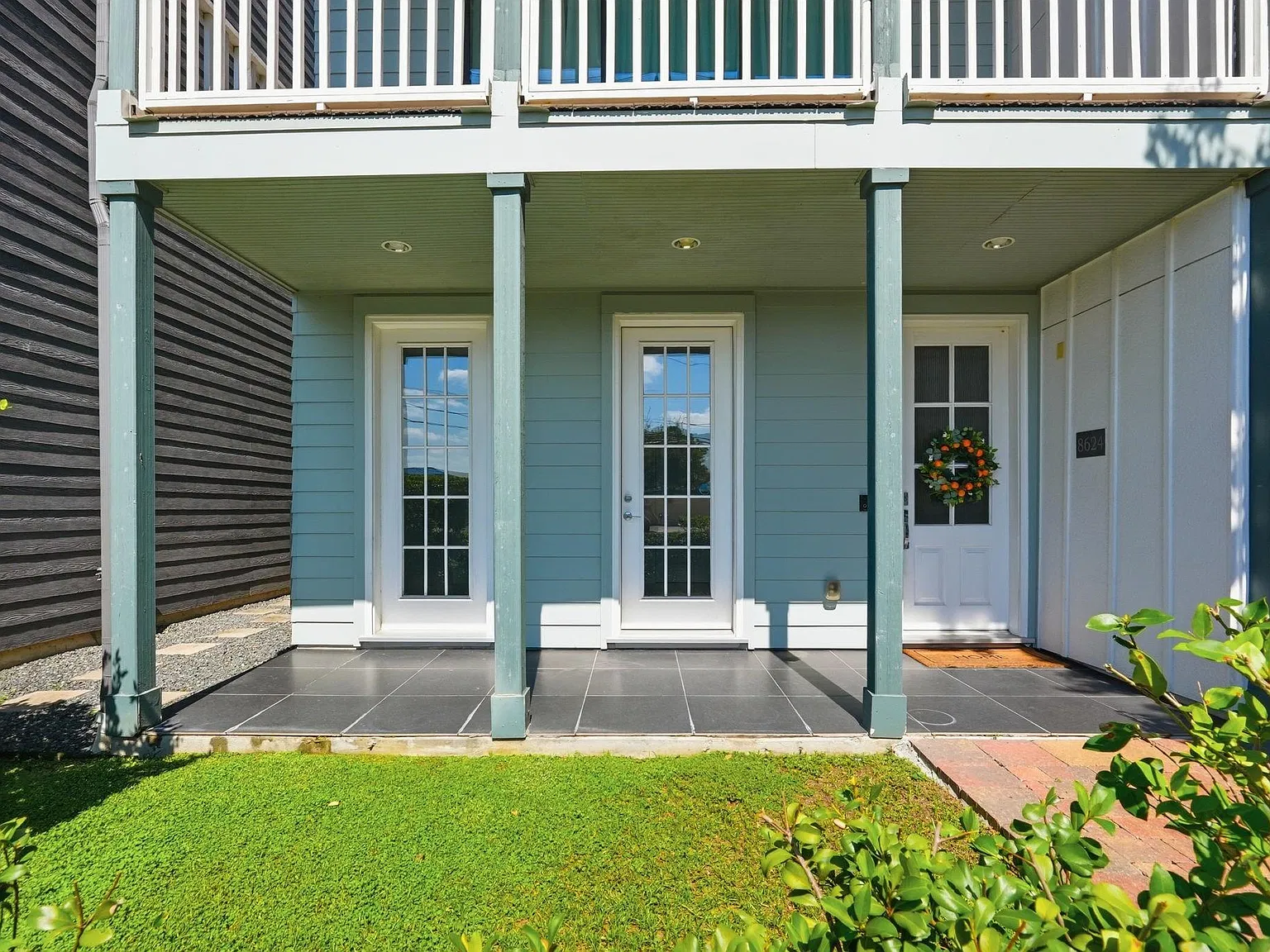 3 bed, 3.5 bath, 2256 sqft, $3,800 — Photo 3