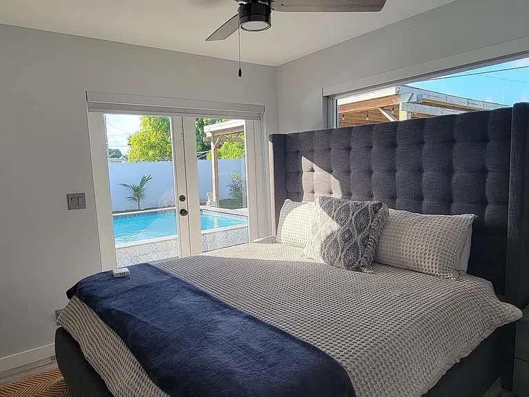 9955 SW 215th St — Photo 14