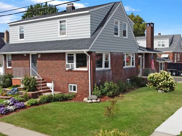 71 Mitchell St, Lodi, NJ 07644