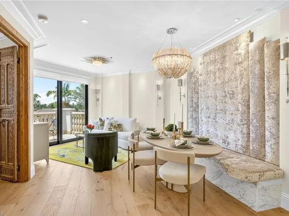 365 5th AVE S #304, NAPLES, FL 34102