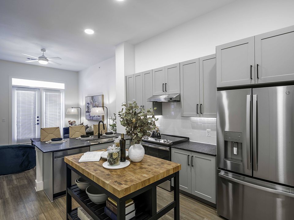 Gourmet kitchen with granite countertops