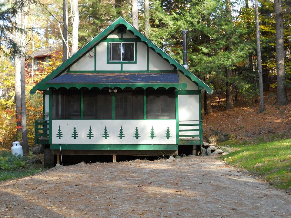 22 BOBOLINK LANE