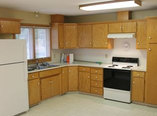 1702 Childs Rd W, Bellevue, NE 68005