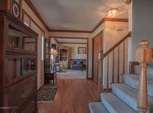 600 Inverness Dr, Aurora, IL 60504