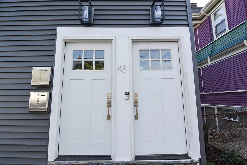 2 bed, 1.0 bath, 1200 sqft, $3,500 — Photo 2