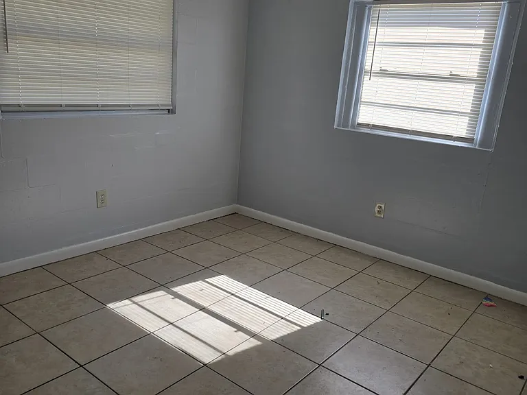919 Randall St #921 — Photo 13