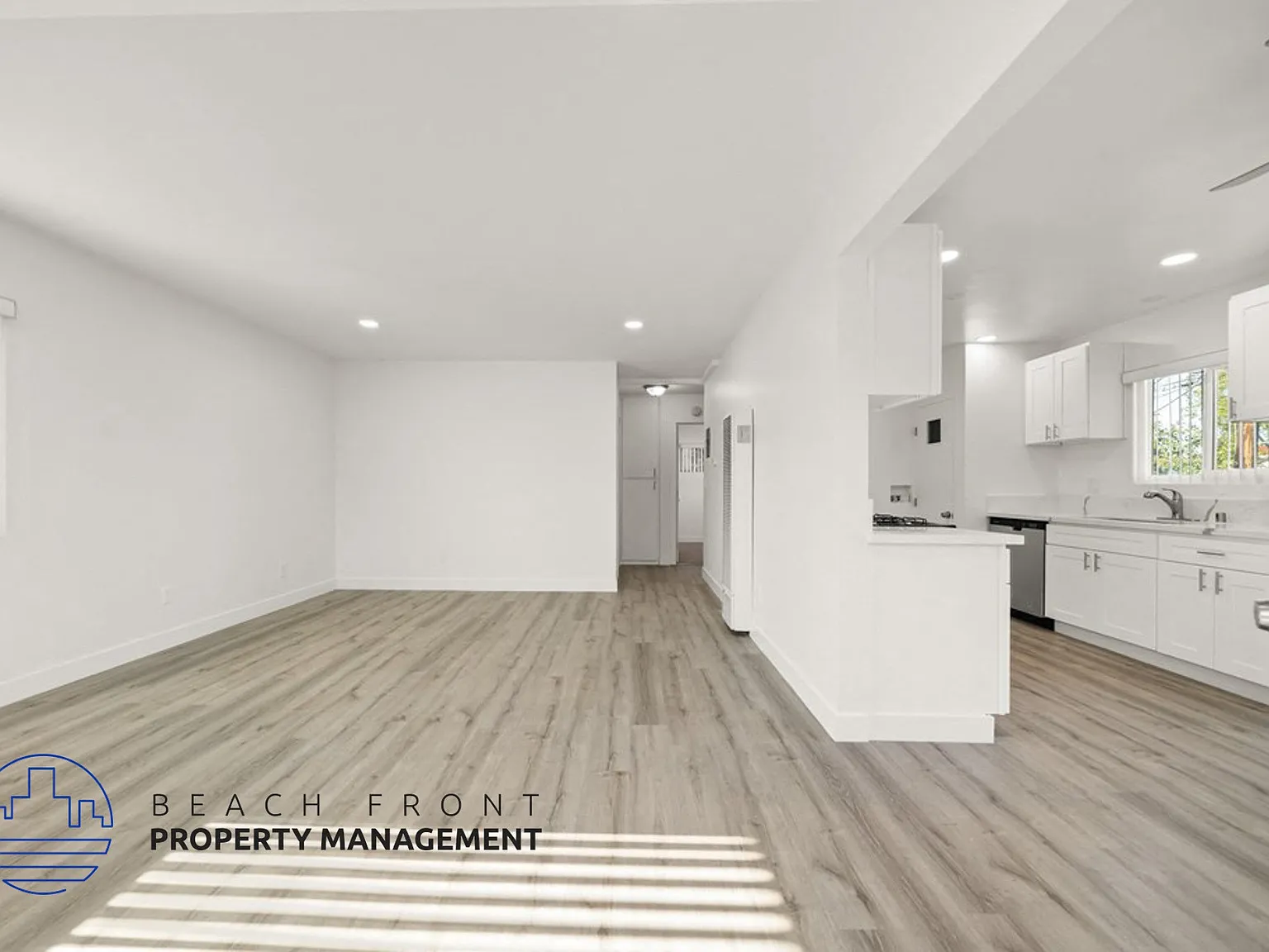 1032 Bonita St. — Photo 2