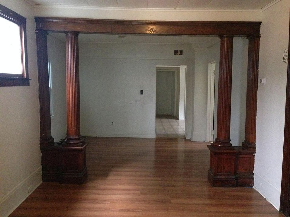 1st image of 139 Royal Ave Lowr #