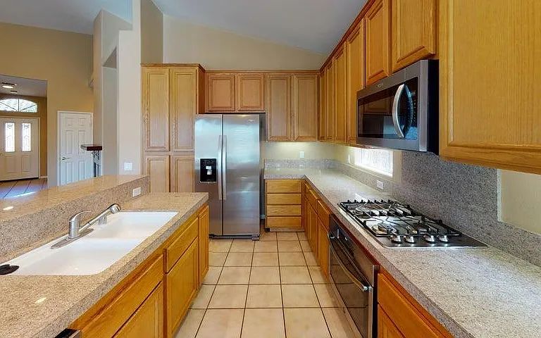 79679 Carmel Valley Ave — Photo 6