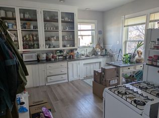 106 Ellery St FLOOR 3, Providence, RI 02909