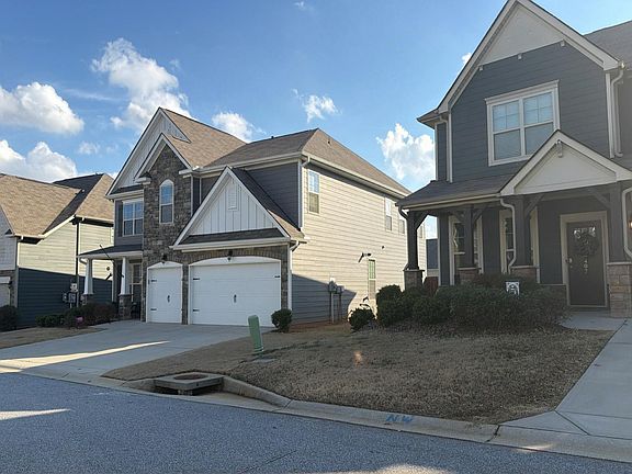 2nd image of 405 Hilburn Way