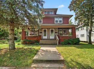 608 Barnett St NE, Grand Rapids, MI 49503