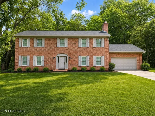 109 Crestview Ln, Oak Ridge, TN 37830