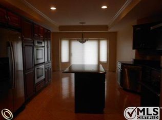 17464 Invitational Dr, Macomb, MI 48042