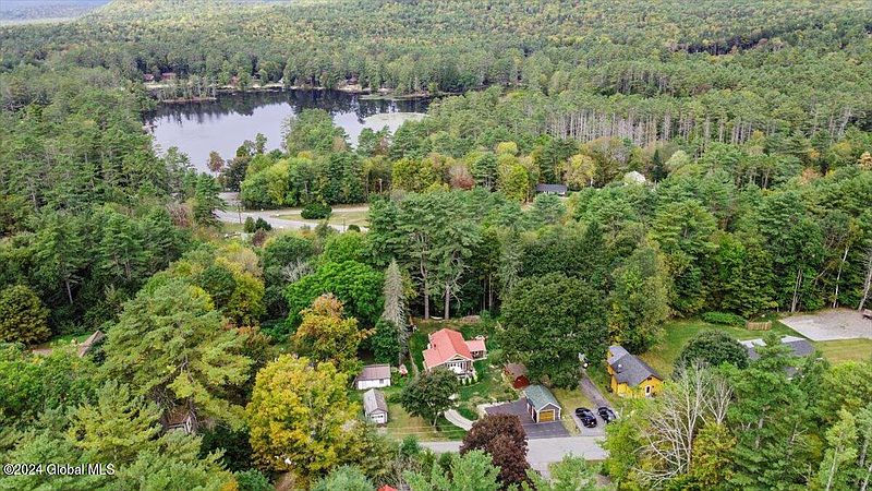 2nd image of 64 Vanare Lane
