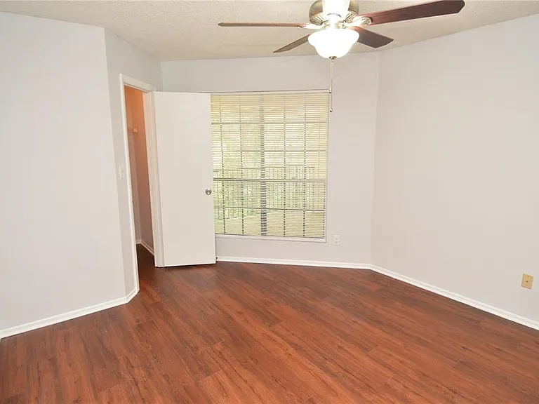 8630 Mallard Reserve Dr #205 — Photo 30