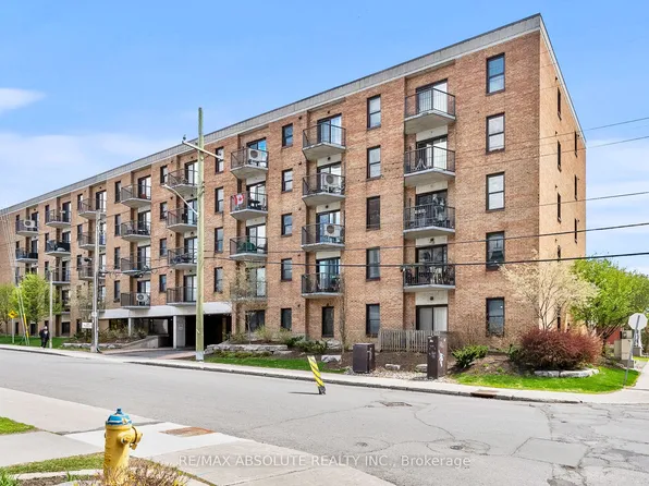 50 Burnside Ave #406, Ottawa, ON K1Y 2M2