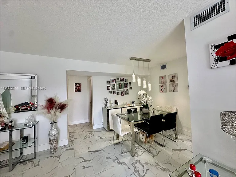 1200 SW 113th Ter #202 — Photo 4