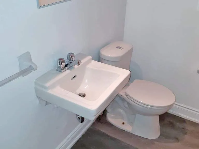7 Osler Ct #305 — Photo 15
