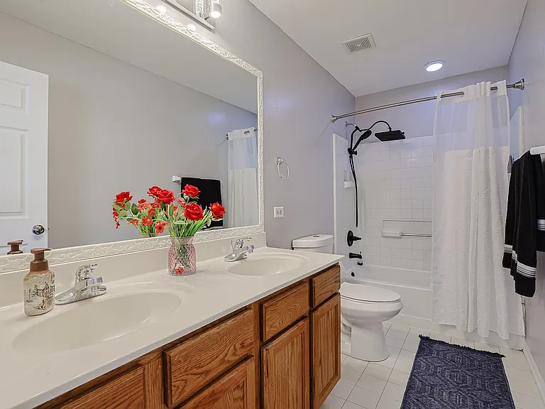 1854 S Fallbrook Dr — Photo 15