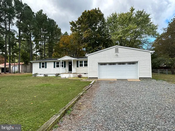 8212 Todd St, King George, VA 22485