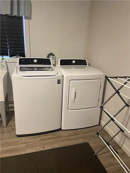 2 bed, 1600 sqft, $1,400 — Photo 4