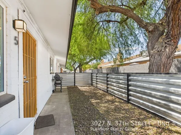 3027 N 37th St, Phoenix, AZ