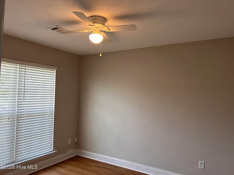 846 Bryan Cir — Photo 6