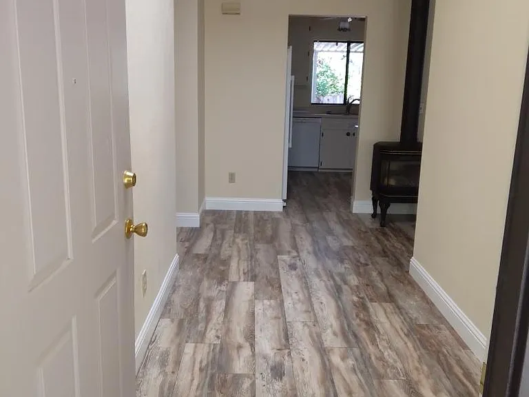 364 Springer Dr — Photo 5