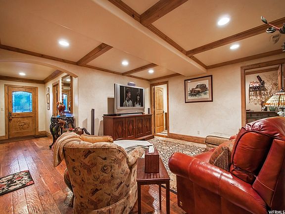 3rd image of 2015 E Dimple Dell Rd