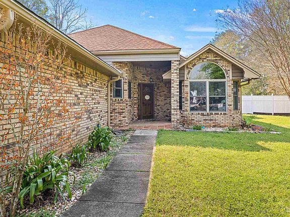 4th image of 112 Dogwood Ln