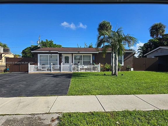 2nd image of 6231 SW 18th Pl