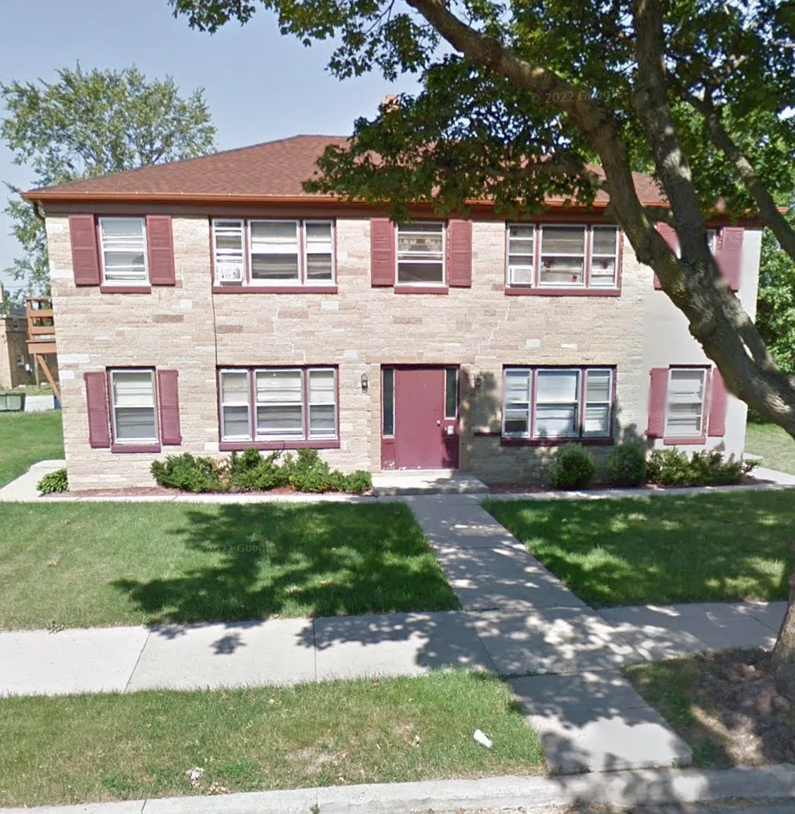 5876 N 32nd Street — Photo 2
