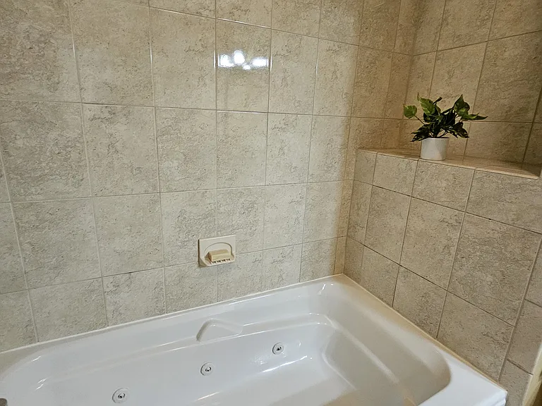 45 Somerset Dr — Photo 17