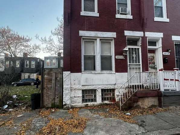 2010 W Hagert St, Philadelphia, PA 19132