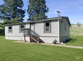 4325 Lenville Rd TRAILER 15, Moscow, ID 83843