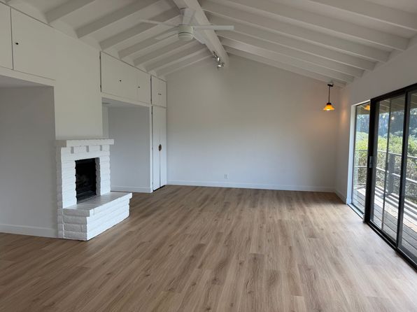 11 Scarlett Rd #32