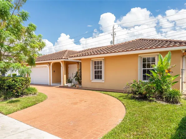 419 SW 136th Pl, Miami, FL 33184