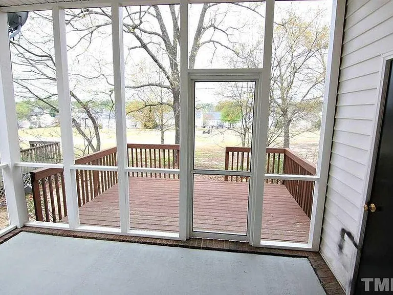 5325 Cog Hill Ct — Photo 9